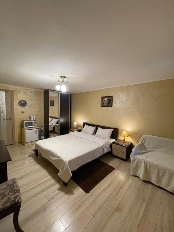 Guest House Sunrise Kamianets-Podilskyi Exterior photo